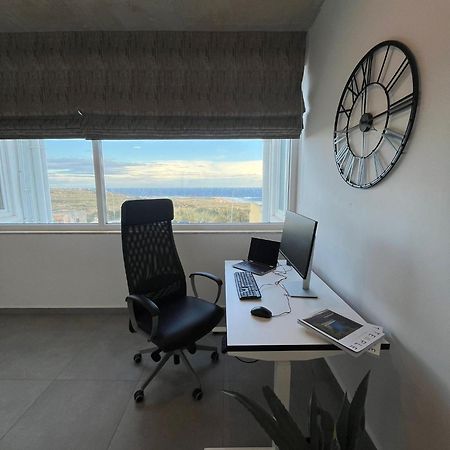 Seaside Luxury In Pembroke St Julians 아파트 외부 사진