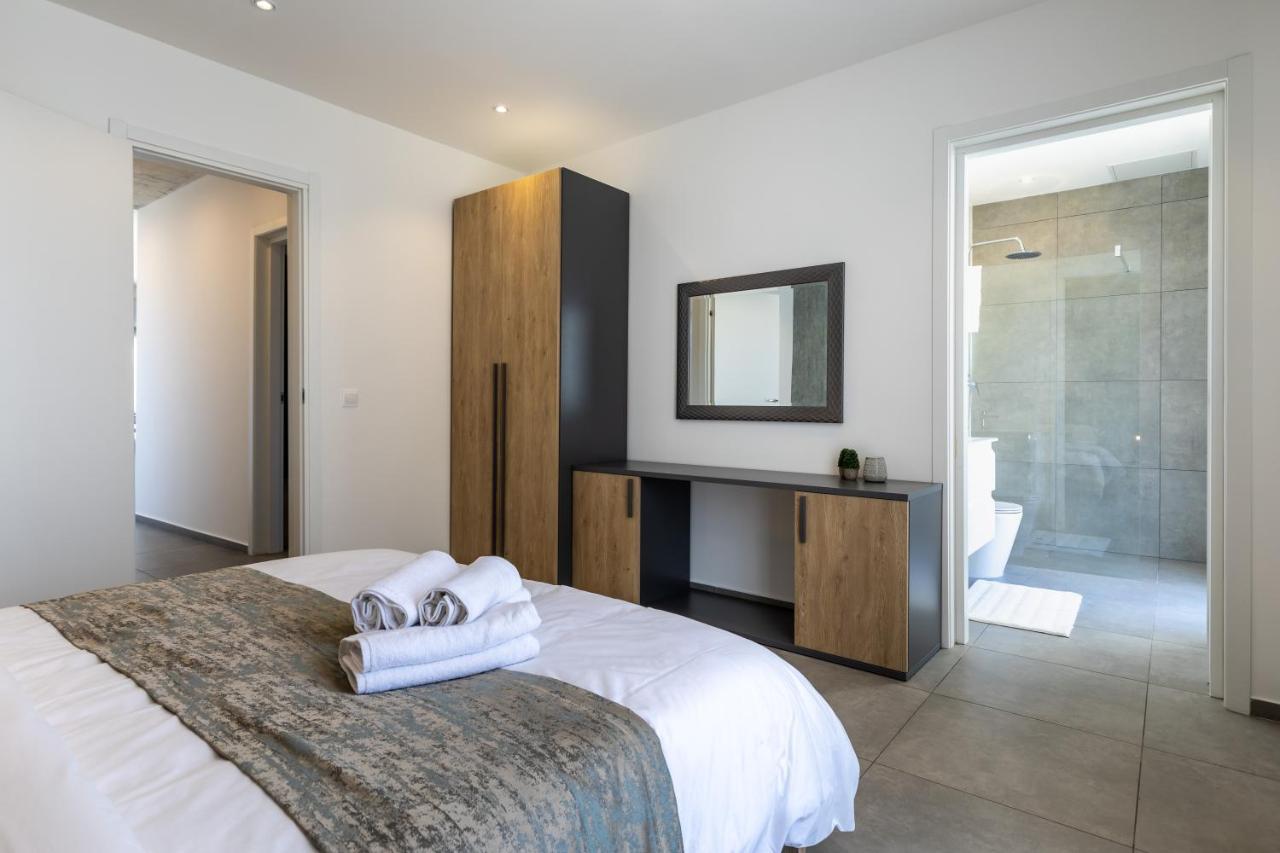 Seaside Luxury In Pembroke St Julians 아파트 외부 사진