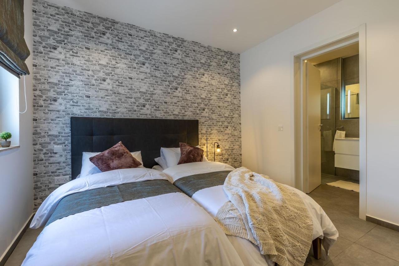 Seaside Luxury In Pembroke St Julians 아파트 외부 사진